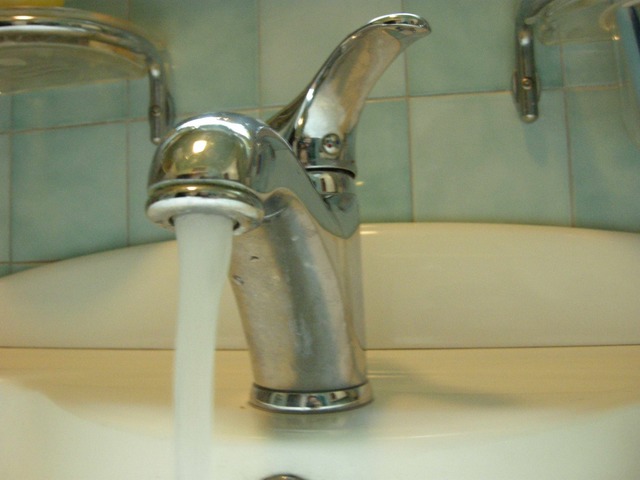 Avviso riduzione erogazione acqua potabile